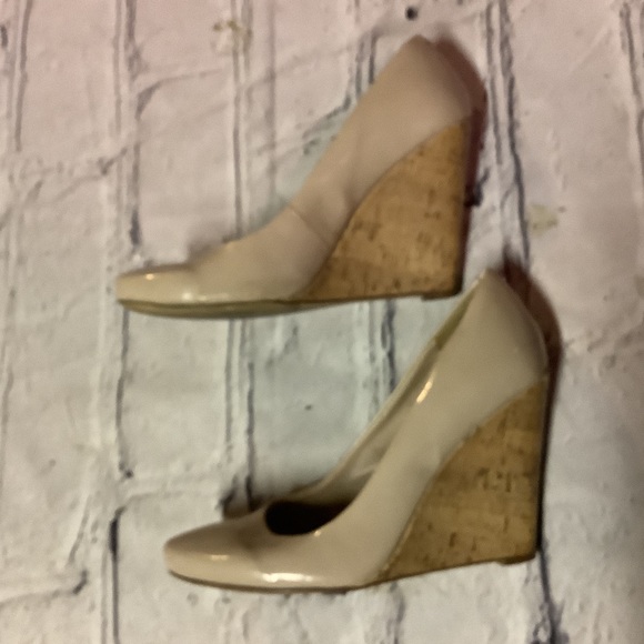 JESSICA SIMPSON SHOES. SIZE 6.5 - Picture 4 of 5